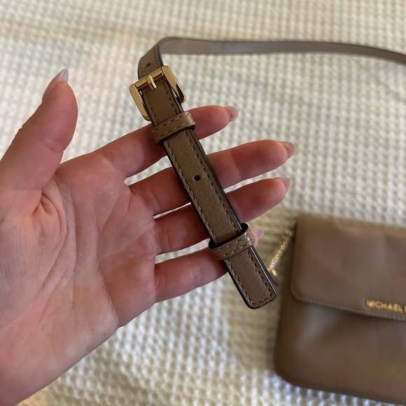 Tan Michael Kors Crossbody - Picture 3 of 8